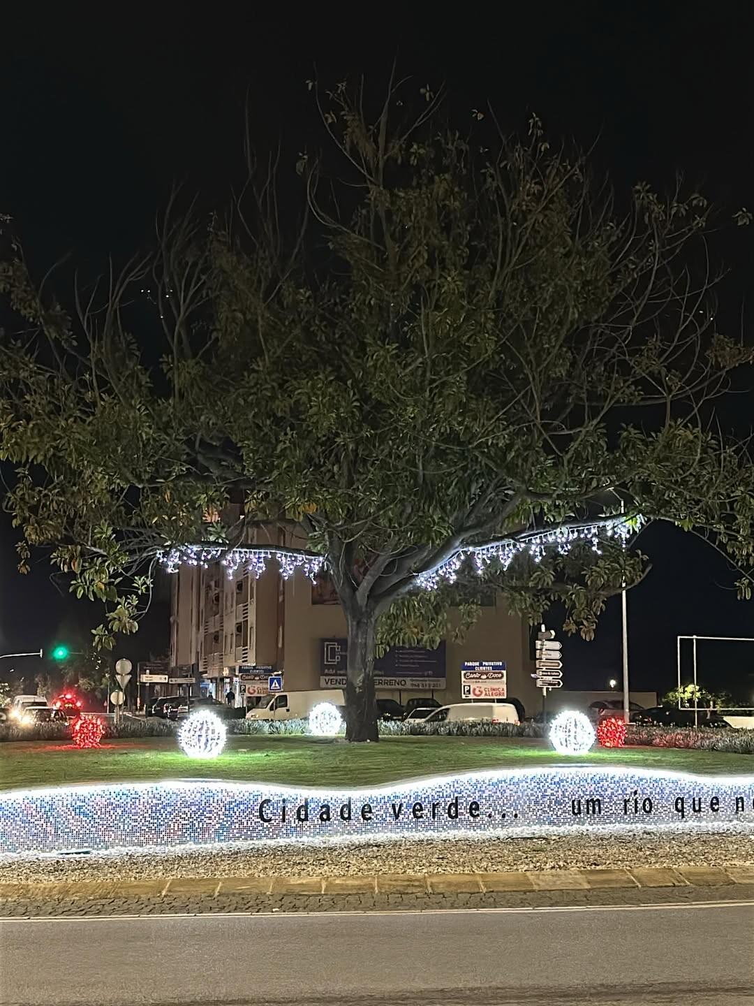 Decoração urbana — Iluminação de Natal