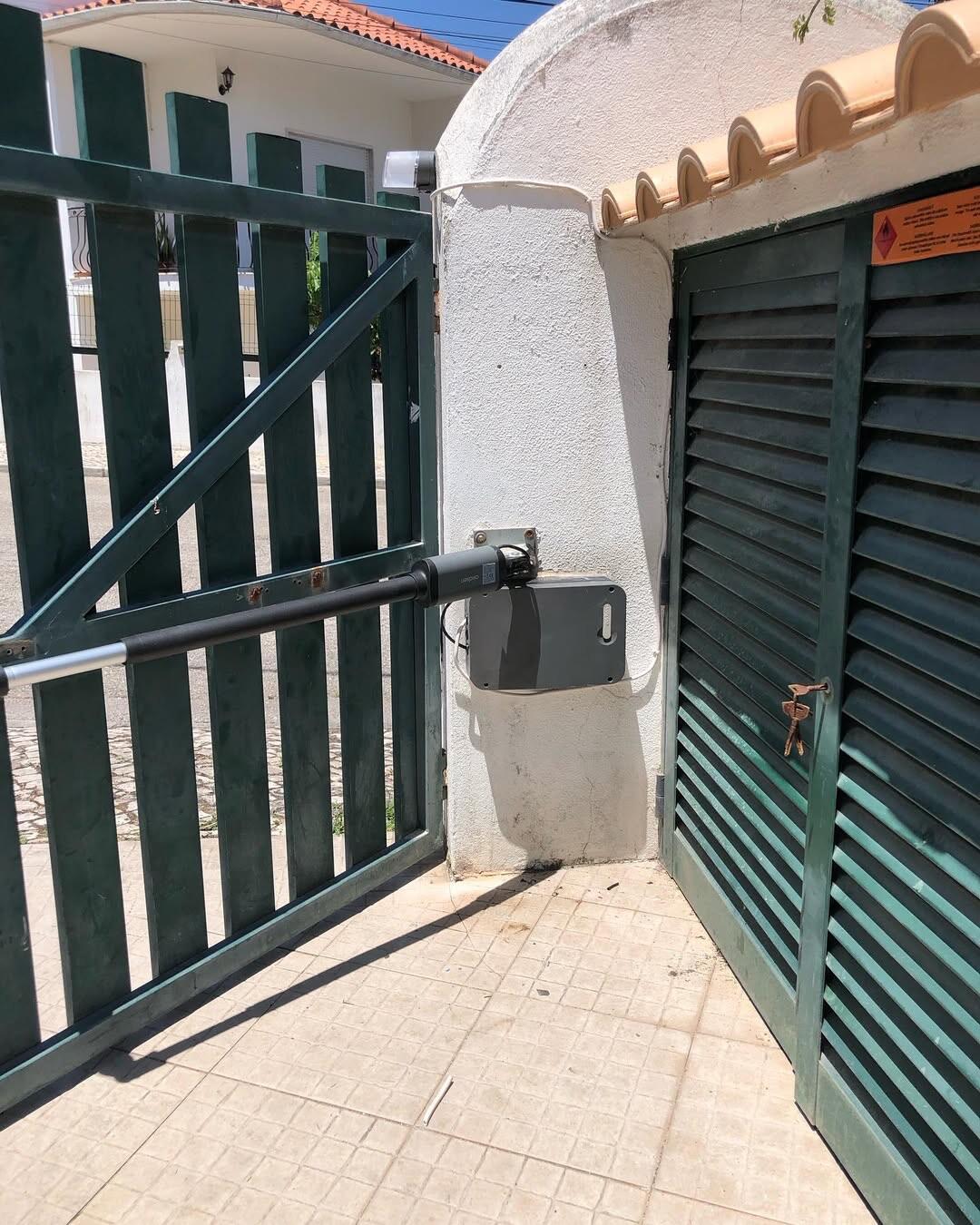 Motores de portão — Automatismos